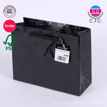 sacs à provisions réutilisables noirs de papier réutilisables avec le hadle